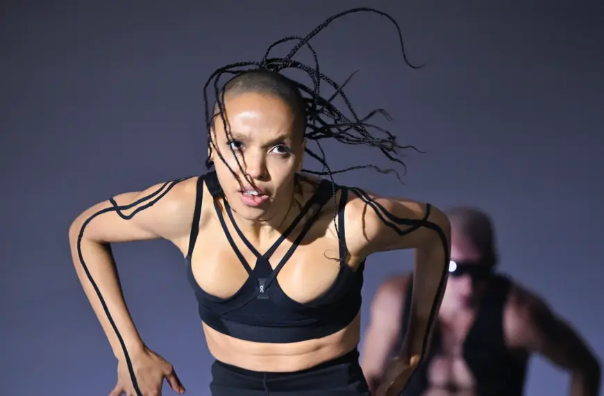 FKA Twigs - Bill Graham Civic Auditorium - 04040404 1919 2025202520252025